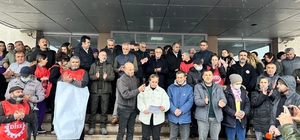 Çöp kamyonundan düşüp ağır yaralanan işçinin ailesinden `ihmal´ iddiası