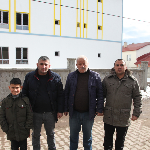 Ahlat'ta vatandaşlar sahipsiz hayvanlar sorununun çözülmesini istiyor