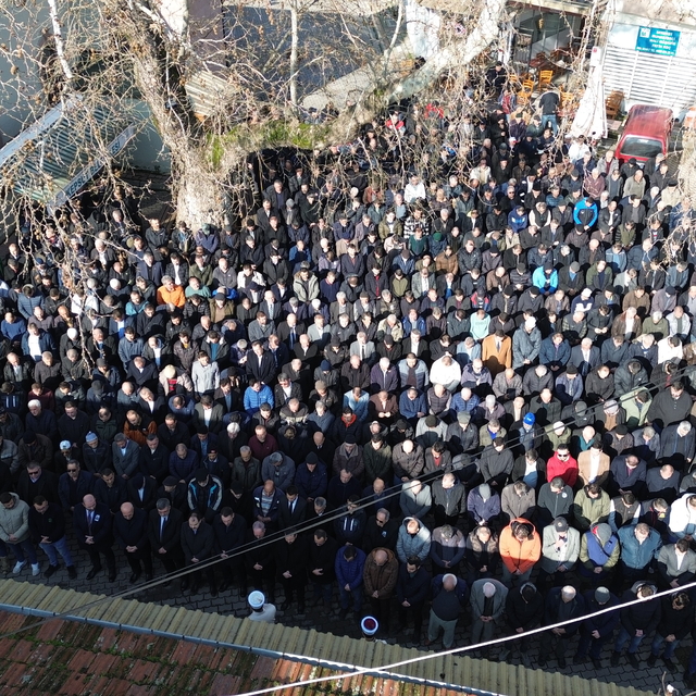 AK Parti Kepsut İlçe Başkanı Yılmaz son yolculuğuna uğurlandı