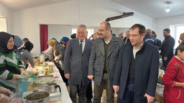 Tosya'da Gazze'ye yardım kermesi düzenlendi