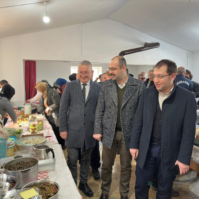 Tosya'da Gazze'ye yardım kermesi düzenlendi