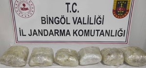 Bingöl'de 4 kilogram esrar ele geçirildi