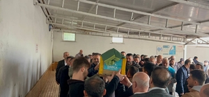 Kocaeli'de iş makinesinin çarpması sonucu ölen bebek defnedildi