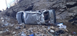 Artvin'de trafik kazasında aynı aileden 4 kişi yaralandı