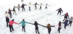 Sporculardan Çıldır Gölü´nde buz dansı