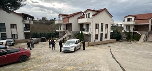 Kocaeli'de pompalı tüfekle vurulan kişi yaralandı