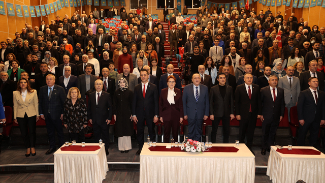 İYİ Parti Genel Başkanı Meral Akşener, Sivas'ta konuştu: