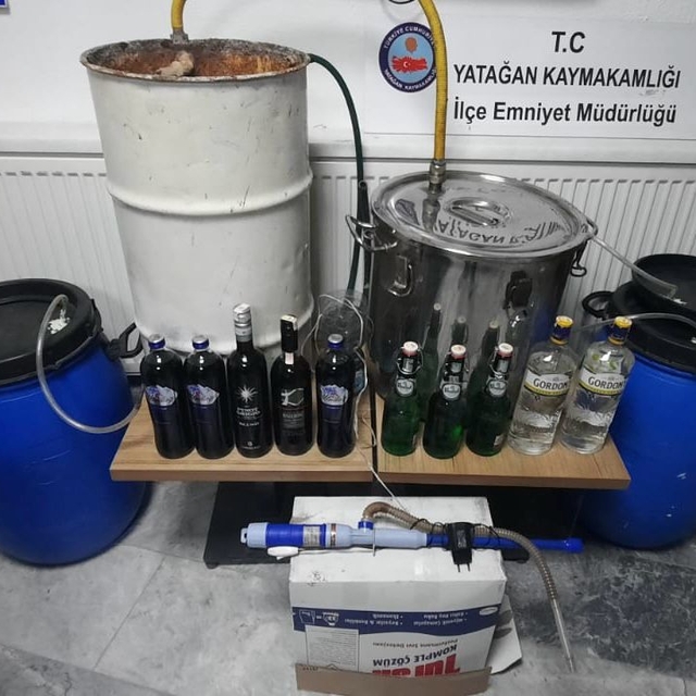 Muğla'da sahte içki ve kaçakçılık operasyonunda 2 şüpheli yakalandı