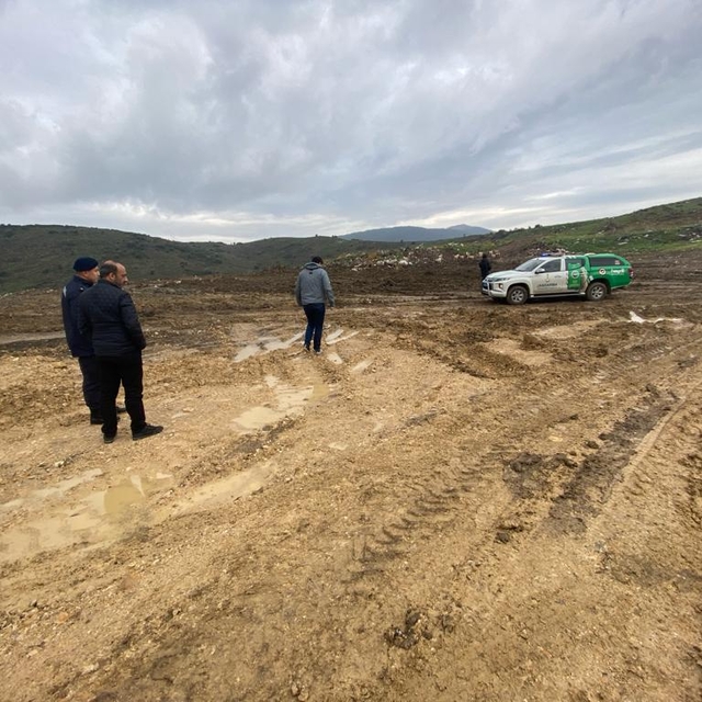 Foça'da izinsiz hafriyat sahası açan kişiye 433 bin lira ceza uygulandı
