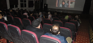 Orta'da, "Aybüke: Öğretmen Oldum Ben" filmi izlendi