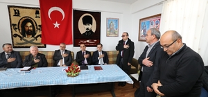 Alevi-Bektaşi Kültür ve Cemevi Başkanı Özdemir, Çankırı'da ziyaretlerde bul...