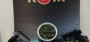 İzmir'de silah kaçakçılığı operasyonunda 8 kişi yakalandı