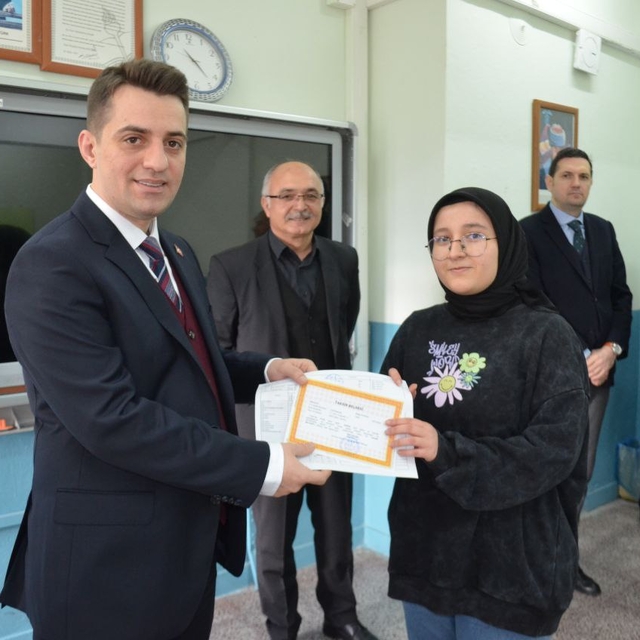 Çorum'da okullarda karne töreni düzenlendi