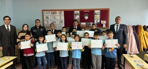 Keban'da öğrenciler karne aldı