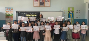 Uğurludağ'da okullarda karne töreni düzenlendi