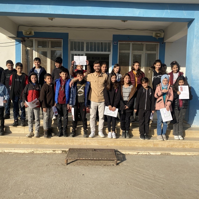 Beşiri'de öğrenciler karne aldı