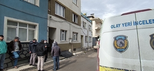 Kütahya'da bir kişi apartman dairesinde ölü bulundu