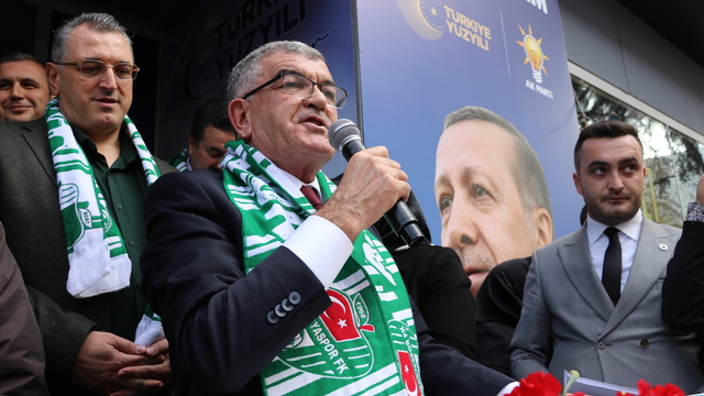 AK Parti Amasya Belediye Başkan adayı Uyanık için kentte karşılama töreni düzenlendi