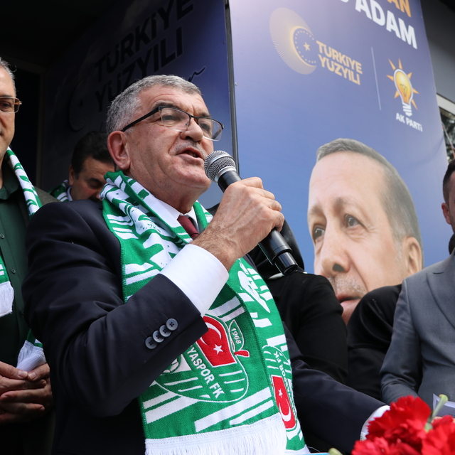 AK Parti Amasya Belediye Başkan adayı Uyanık için kentte karşılama töreni d...