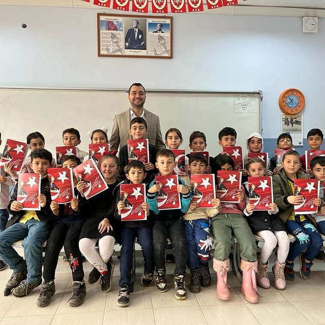 Tokat'ta öğrenciler karne heyecanı yaşadı