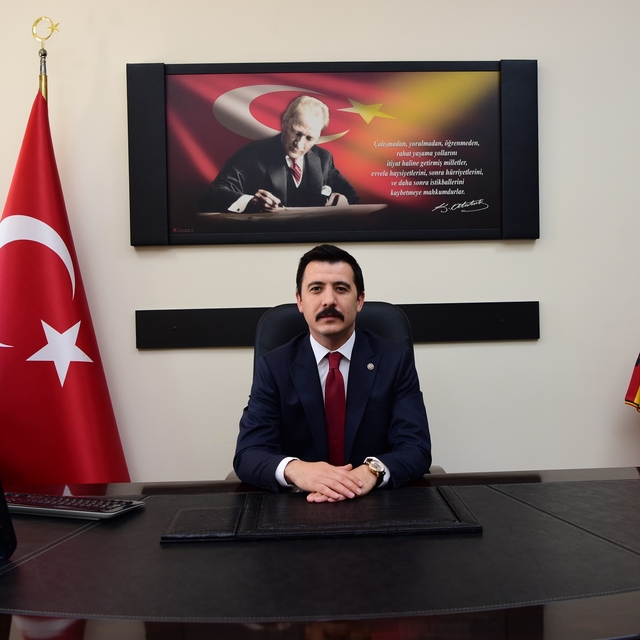 İmamı darbettiği öne sürülen kaymakam: Şehitlerimizin rahmet duasını okumad...