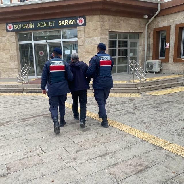 Afyonkarahisar'da firari 2 hükümlü yakalandı