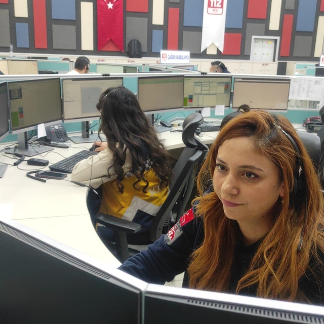 Kars'ta 112'yi en çok telefon tamircileri arıyor