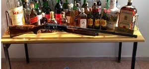 Tekirdağ'da bir evde 180 litre sahte içki ele geçirildi