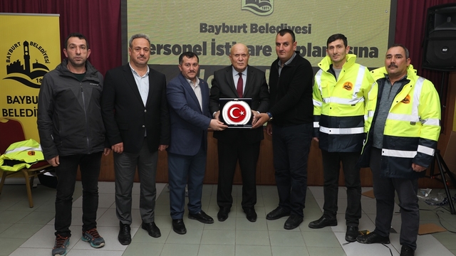  Bayburt'ta belediye personelinin maaşlarına zam yapıldı