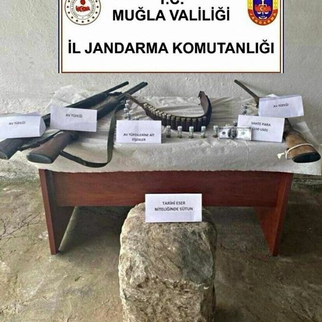 Muğla'da, Roma dönemine ait sütun ele geçirildi