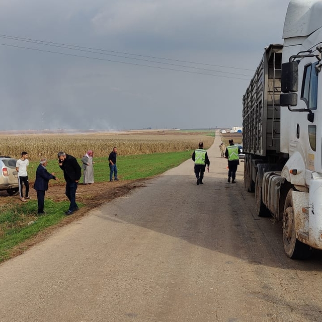 Kamyon çarpan 15 yaşındaki Mehmet, ağır yaralandı