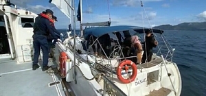 Datça açıklarında 67 kaçak göçmen kurtarıldı, 4 göçmenin cansız bedenine ul...