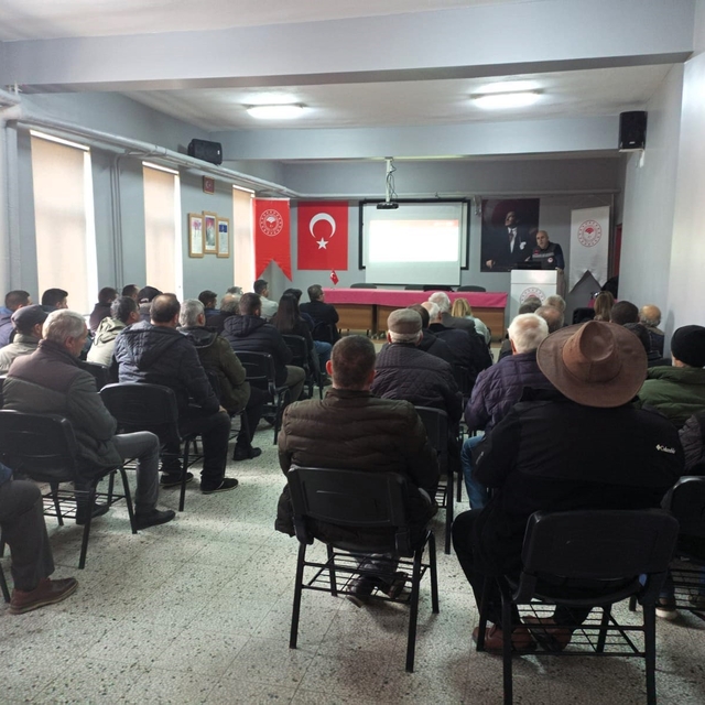 Pehlivanköy'de çiftçiler kırsal kalkınma desteklemeleri hakkında bilgilendi...