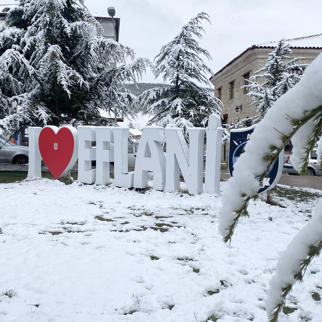 Karabük'ün yüksek kesimlerine kar yağdı