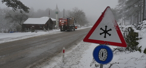 Balıkesir'de kar etkili oluyor