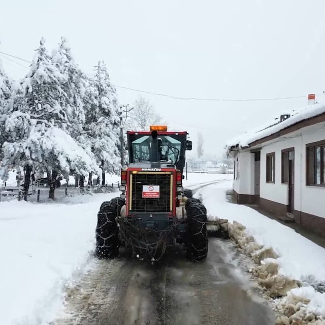 Bilecik'te kar nedeniyle 24 köy yolu ulaşıma kapandı