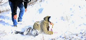 Kırklareli'nde çocuklar kartopu oynayıp eğlendi