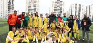 Diyarbakır Büyükşehir Belediyesi kadın futbol takımı sezona galibiyetle başladı