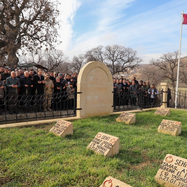 Savur'da terör örgütü PKK tarafından katledilen 21 kişi anıldı