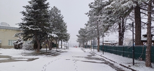 Yeniçağa'da kar yağışı etkili oldu