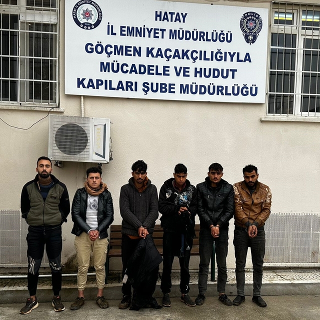 Hatay'da 10 düzensiz göçmen yakalandı