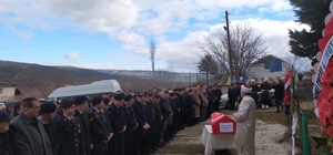 Kalp krizi sonucu hayatını kaybeden uzman çavuş Samsun'da toprağa verildi