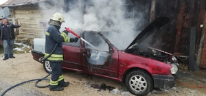 Bolu'da park halindeki otomobil yandı