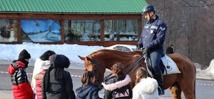 Atlı jandarmalar, Kartepe'de görevde