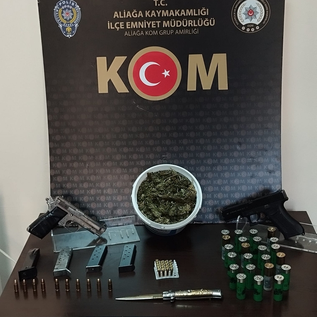 İzmir'deki silah kaçakçılığı operasyonunda 8 şüpheli yakalandı