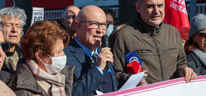 Vatan Partisi üyelerinden İzmir'de, İsveç'in NATO üyeliğine "hayır" eylemi