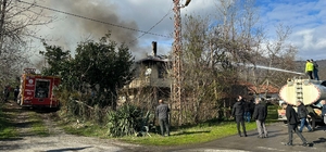 Samsun'da çıkan yangında ev kullanılmaz hale geldi