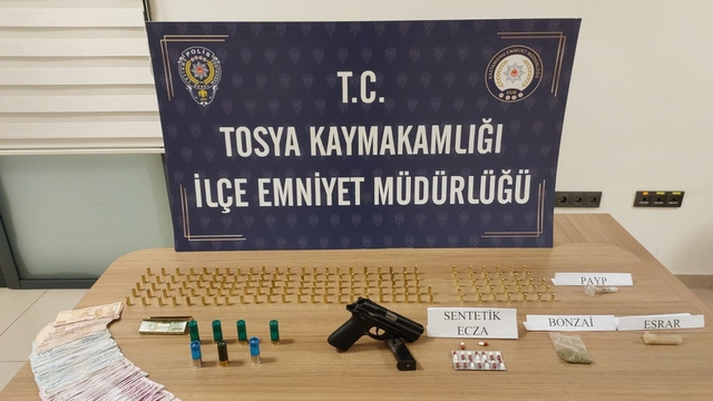 Kastamonu'da uyuşturucu operasyonunda 3 şüpheli gözaltına alındı
