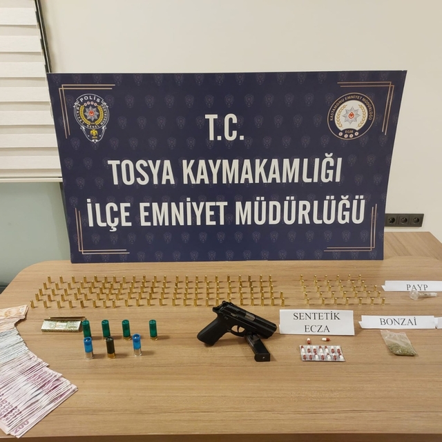 Kastamonu'da uyuşturucu operasyonunda 3 şüpheli gözaltına alındı