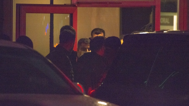 Demirtaş, hastaneye kaldırılan annesini görmesi için Diyarbakır´a getirildi (2)